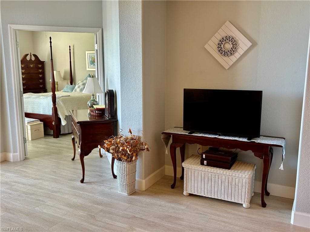 20011 Sanibel View CIR 203-6