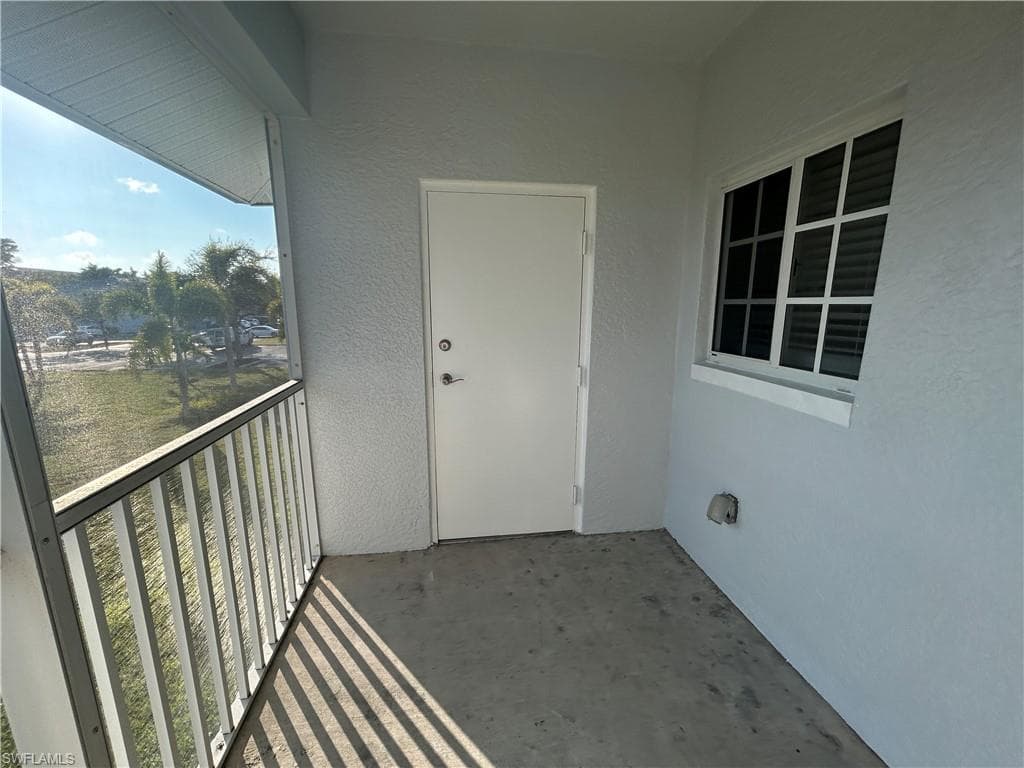 8484 Bernwood Cove LOOP # 1302, FORT MYERS FL 33966-16
