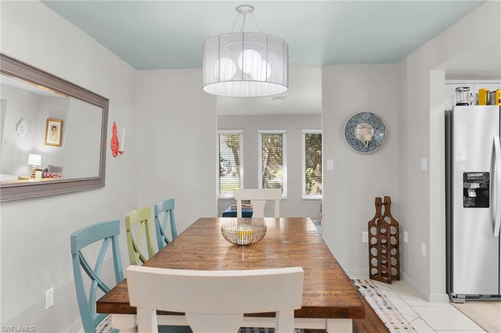 1337 Wisconsin DR, NAPLES FL 34103-12