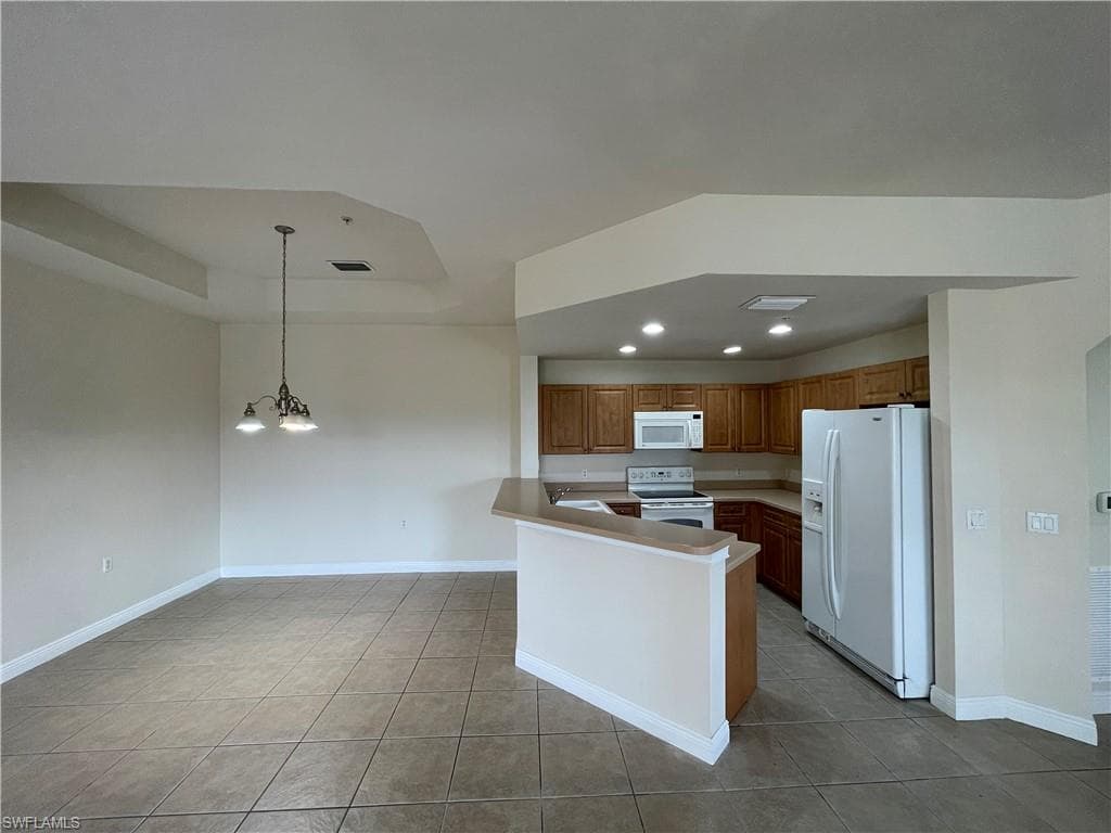 2913 Tuscan DR # 202, CAPE CORAL FL 33909-2