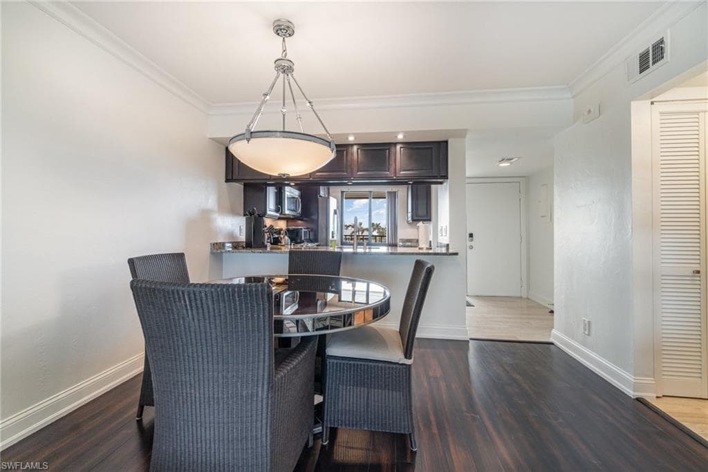 21470 Bay Village DR # 245, FORT MYERS BEACH FL 33931-20