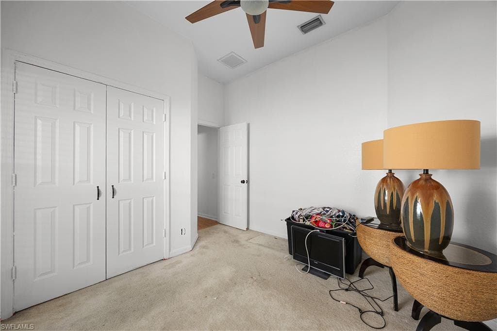 2073 Cape Heather CIR, CAPE CORAL FL 33991-26