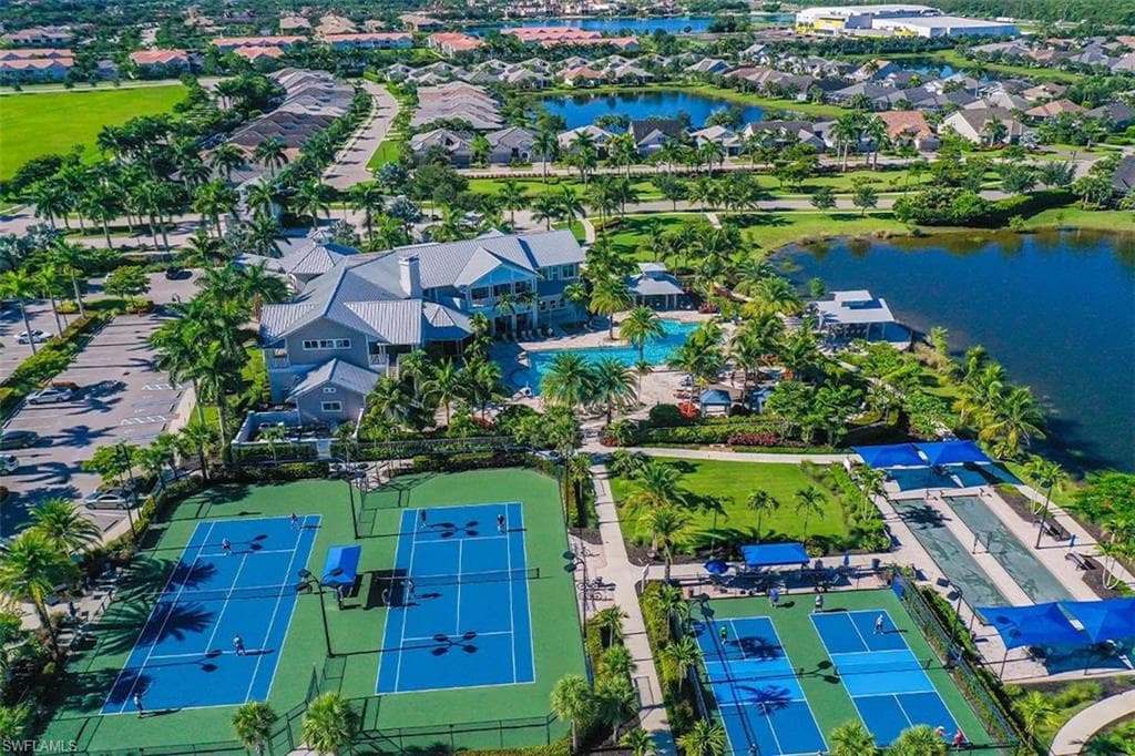 20022 Parrot Key CT, ESTERO FL 33928-27