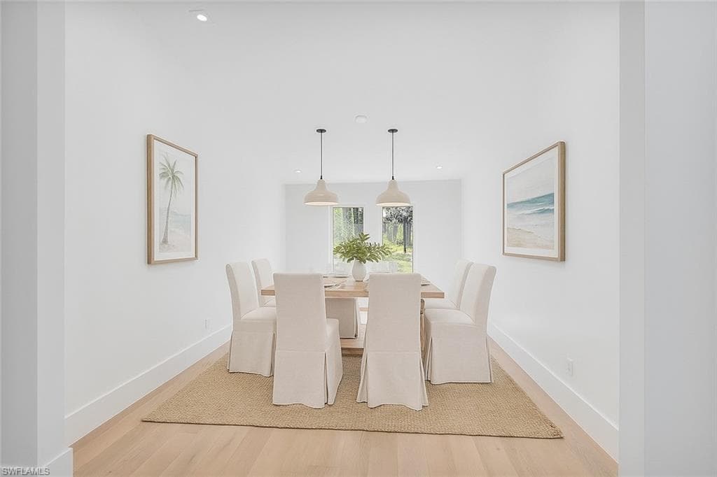 5253 Sycamore DR, NAPLES FL 34119-11