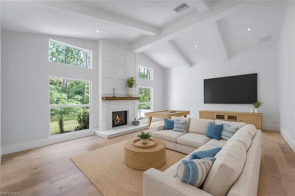 5253 Sycamore DR, NAPLES FL 34119-17