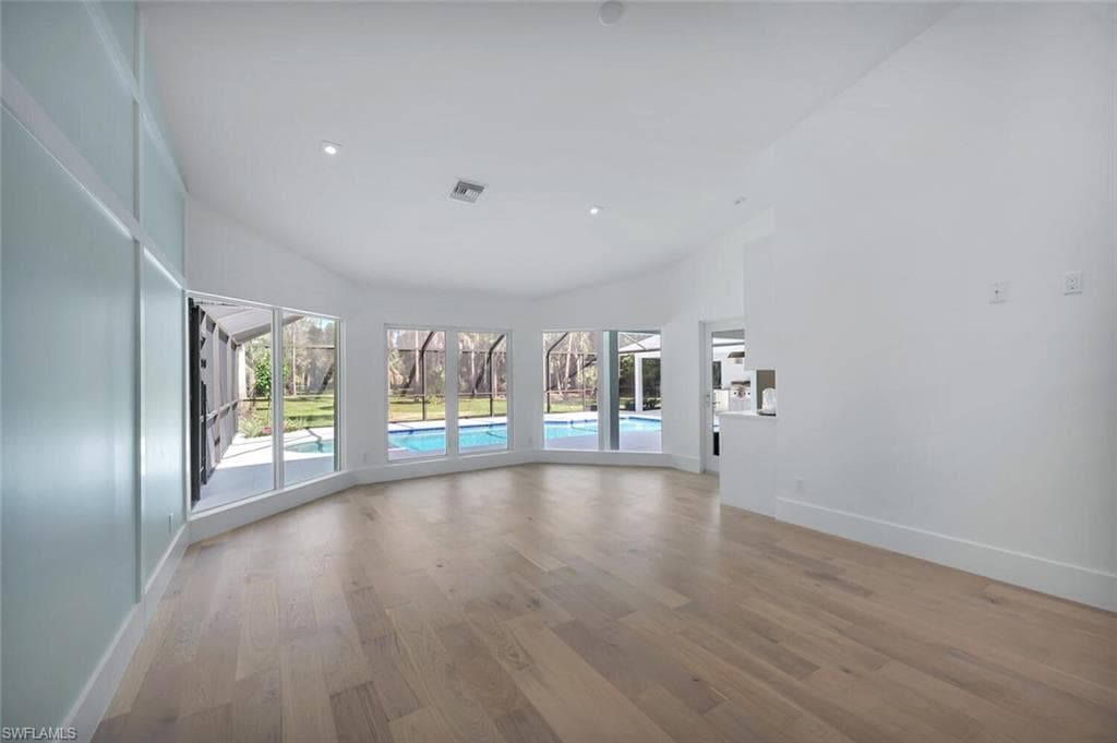 5253 Sycamore DR, NAPLES FL 34119-18