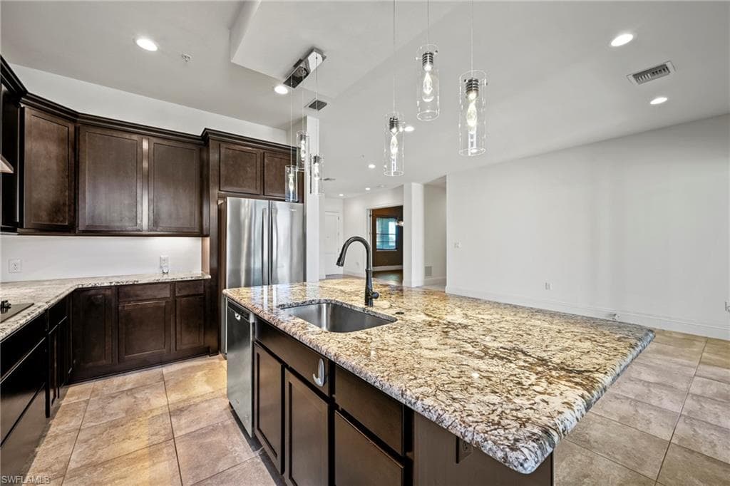 21460 Strada Nuova CIR # B307, ESTERO FL 33928-12