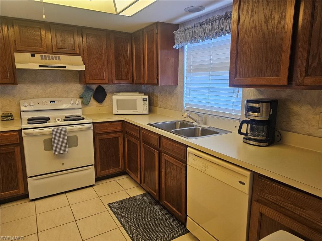 4521 Bay Beach LN # 222, FORT MYERS BEACH FL 33931-22