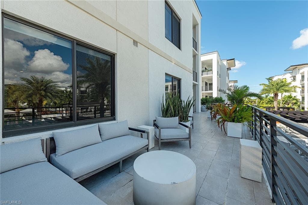 1111 Central AVE # 310, NAPLES FL 34135-11