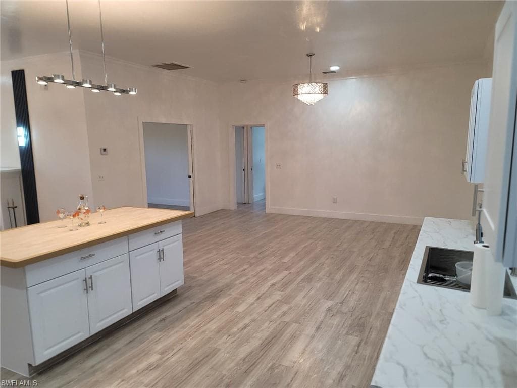 7820 Rich RD, NORTH FORT MYERS FL 33917-15