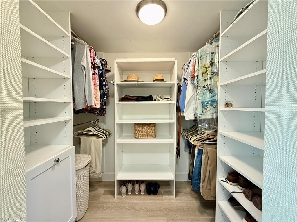 800 River Point DR # 534, NAPLES FL 34102-22