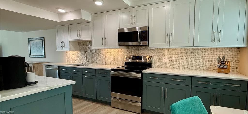 800 River Point DR # 534, NAPLES FL 34102-4