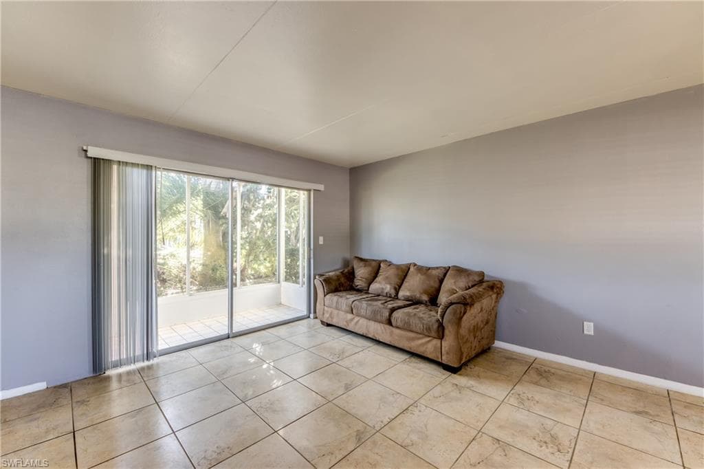 1003 Tropic TER, NORTH FORT MYERS FL 33903-8