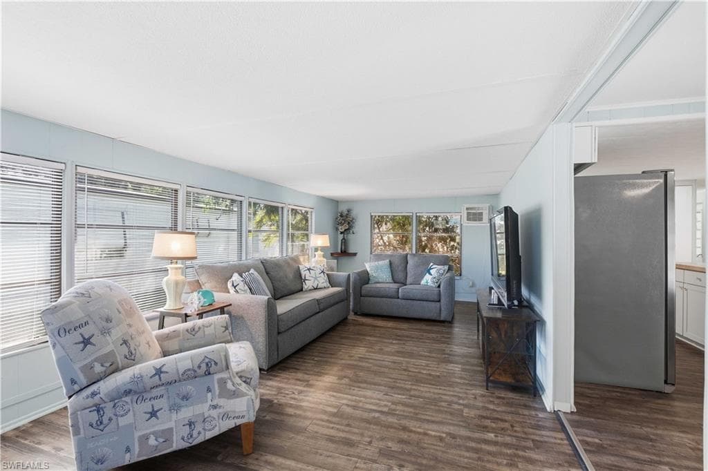 123 Cedar LN # 42, NAPLES FL 34114-22