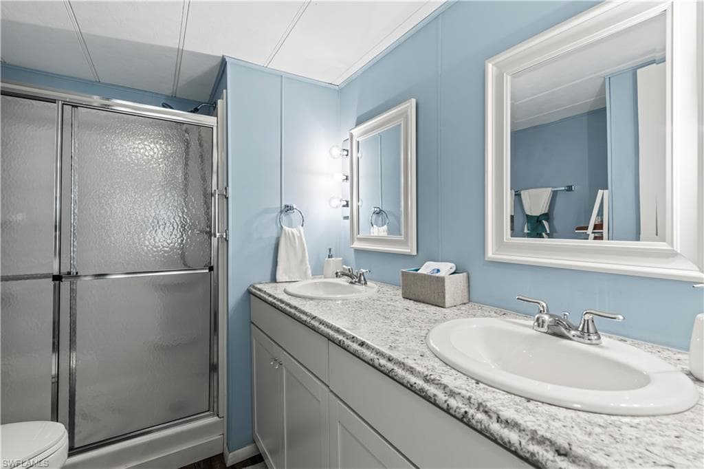 123 Cedar LN # 42, NAPLES FL 34114-15