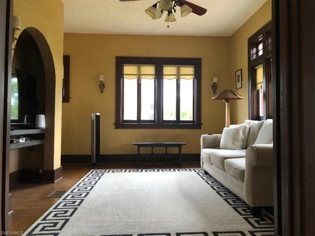 1249 Osceola DR, FORT MYERS FL 33901-6