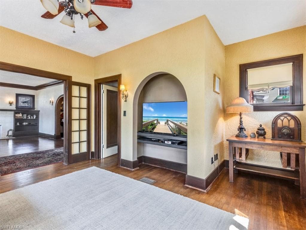 1249 Osceola DR, FORT MYERS FL 33901-9