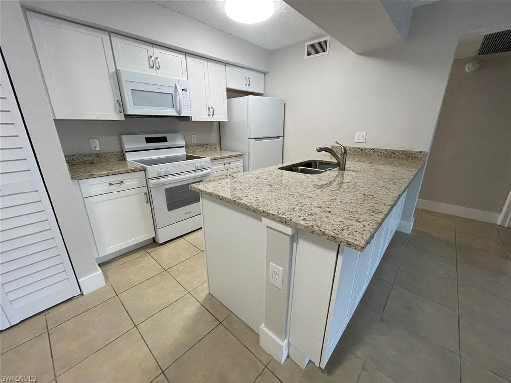 5323 Summerlin RD # 2307, FORT MYERS FL 33919-4
