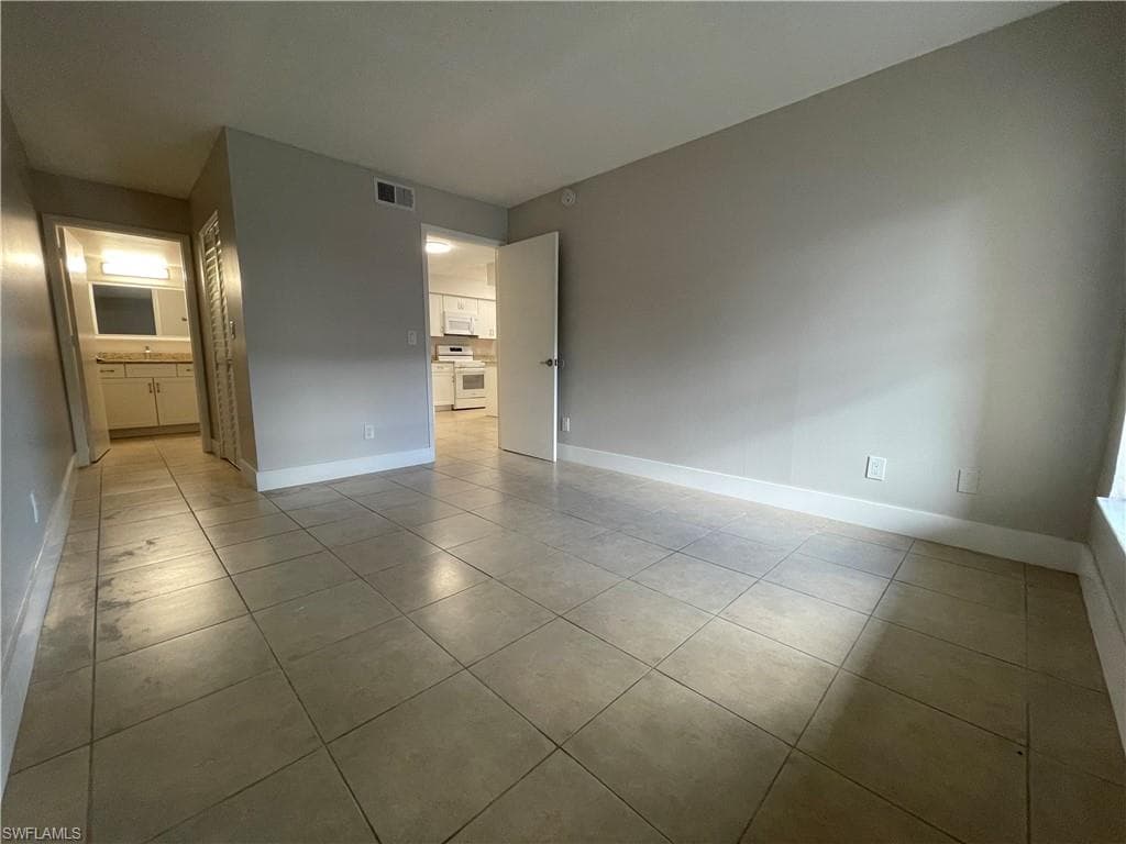 5323 Summerlin RD # 2307, FORT MYERS FL 33919-8