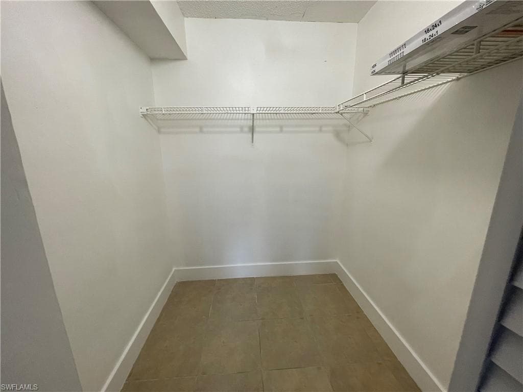 5323 Summerlin RD # 2307, FORT MYERS FL 33919-13