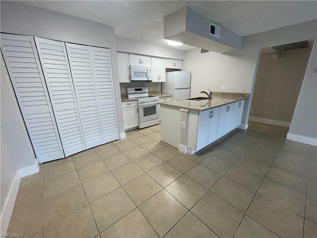 5323 Summerlin RD # 2307, FORT MYERS FL 33919-3