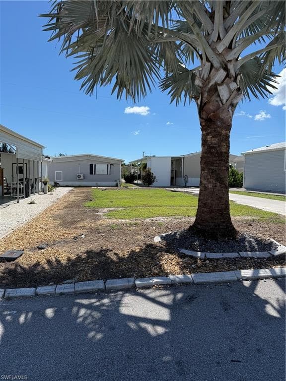 4915 Gulfgate LN-0