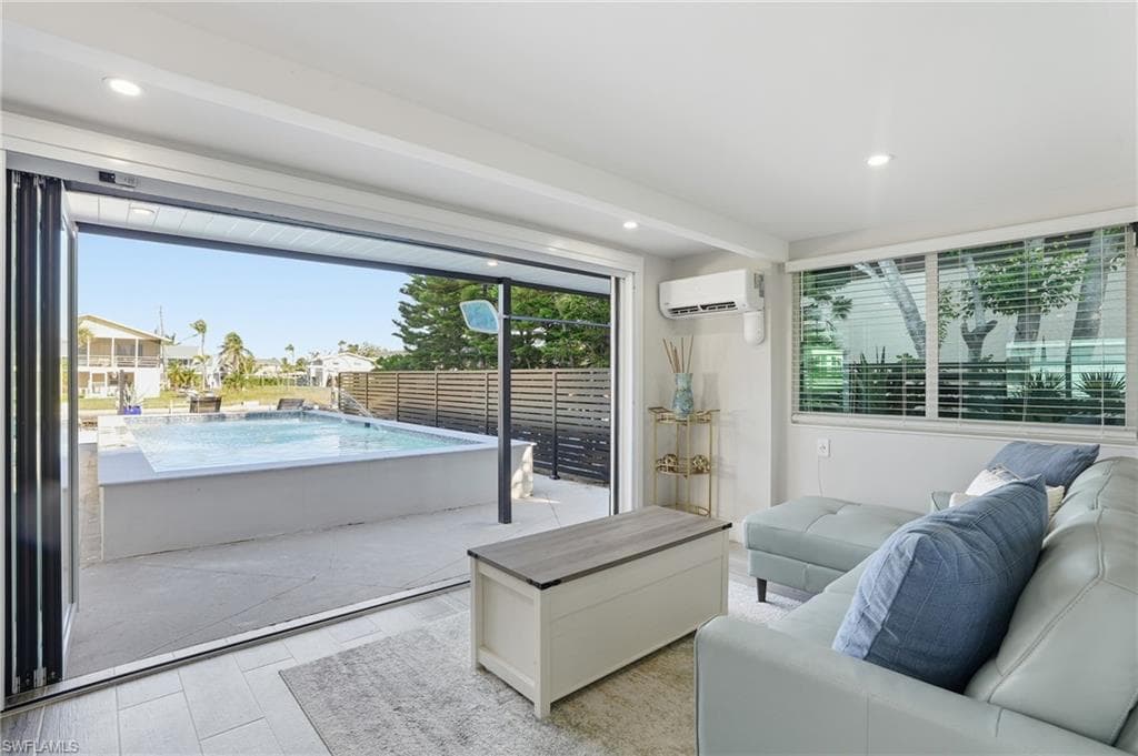 239 Curlew ST, FORT MYERS BEACH FL 33931-10