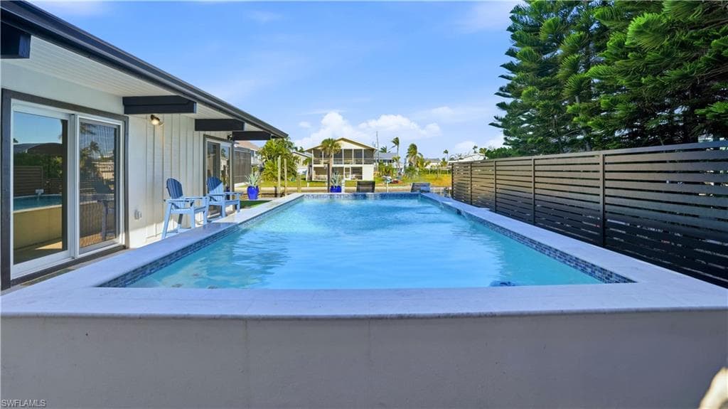 239 Curlew ST, FORT MYERS BEACH FL 33931-30