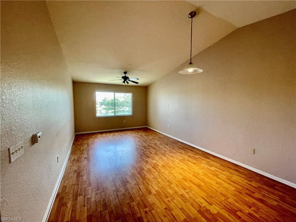 8274 Key Royal CIR # 1032, NAPLES FL 34119-2