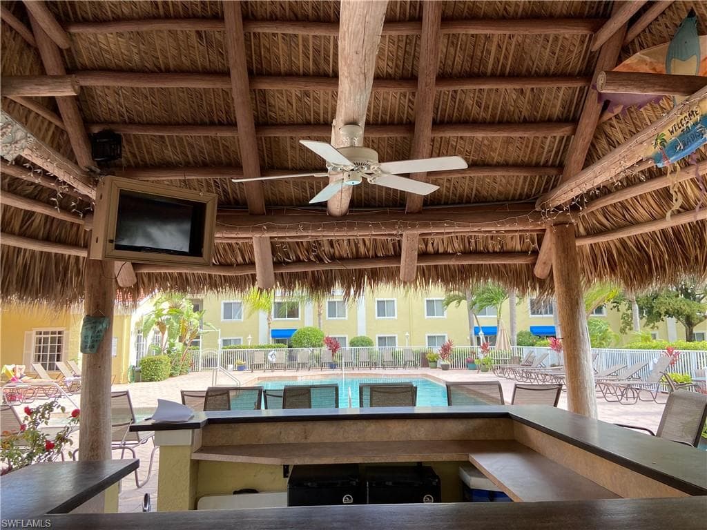 8274 Key Royal CIR # 1032, NAPLES FL 34119-17