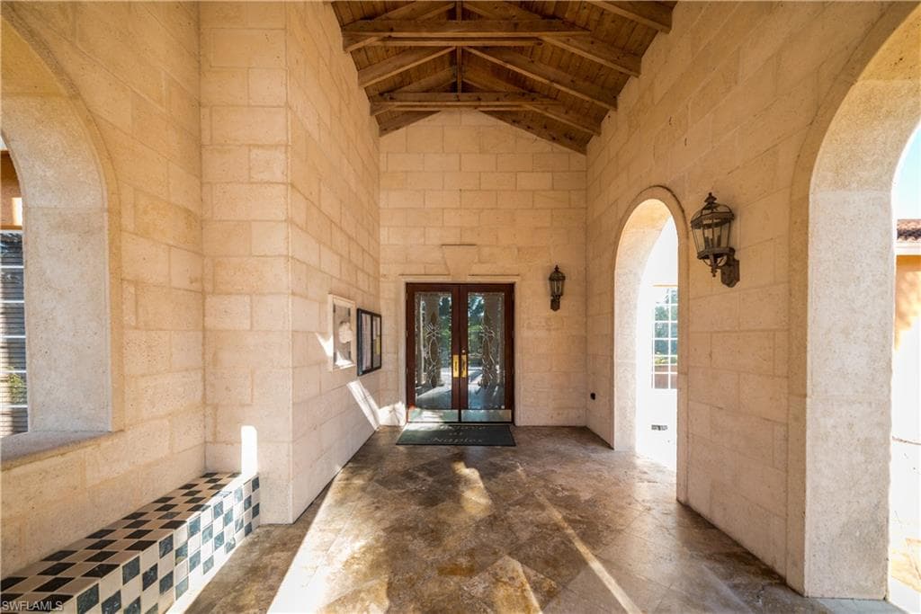 1230 Wildwood Lakes BLVD # 105, NAPLES FL 34104-17