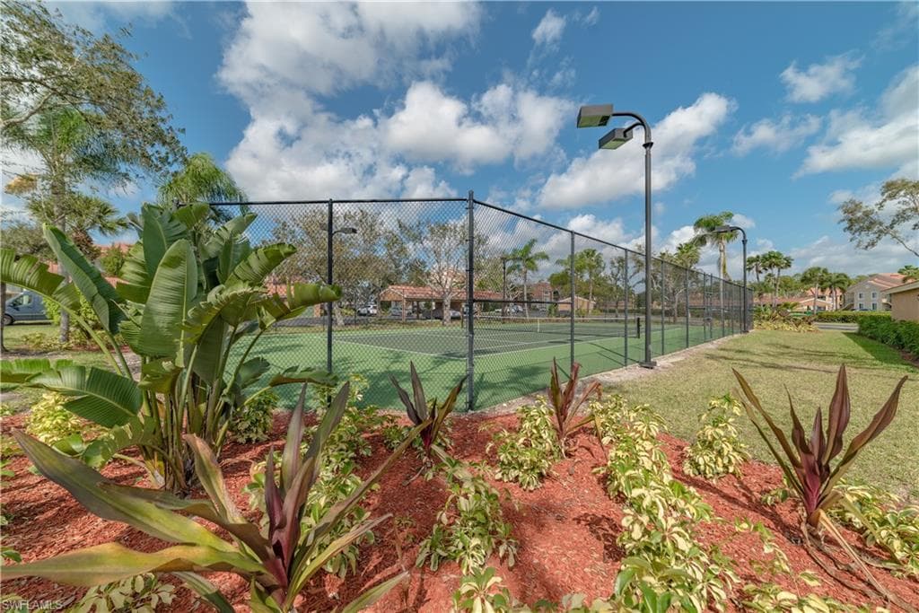 1230 Wildwood Lakes BLVD # 105, NAPLES FL 34104-20