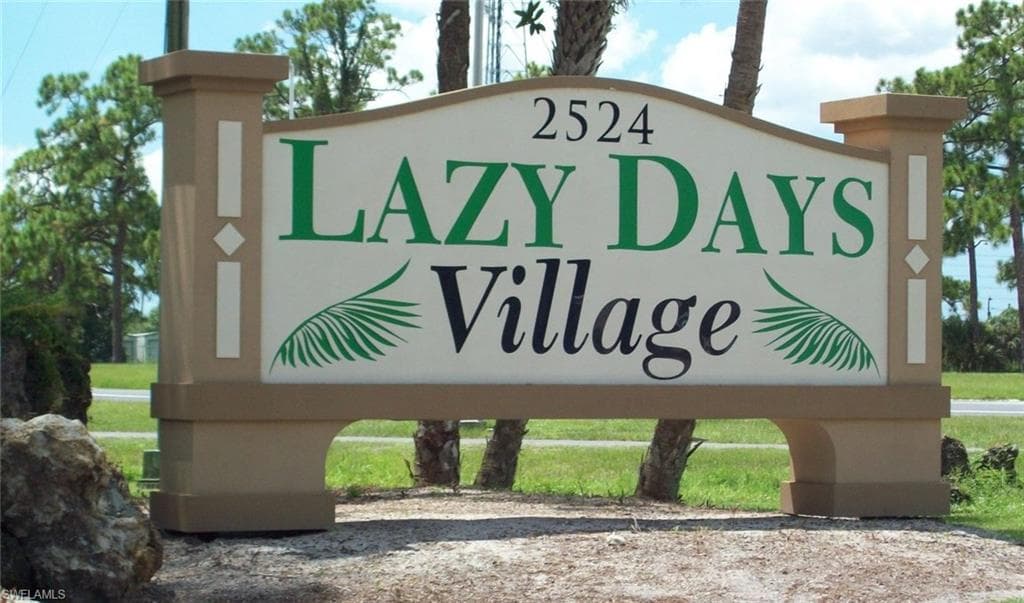 836 Peaceful DR, NORTH FORT MYERS FL 33917-1