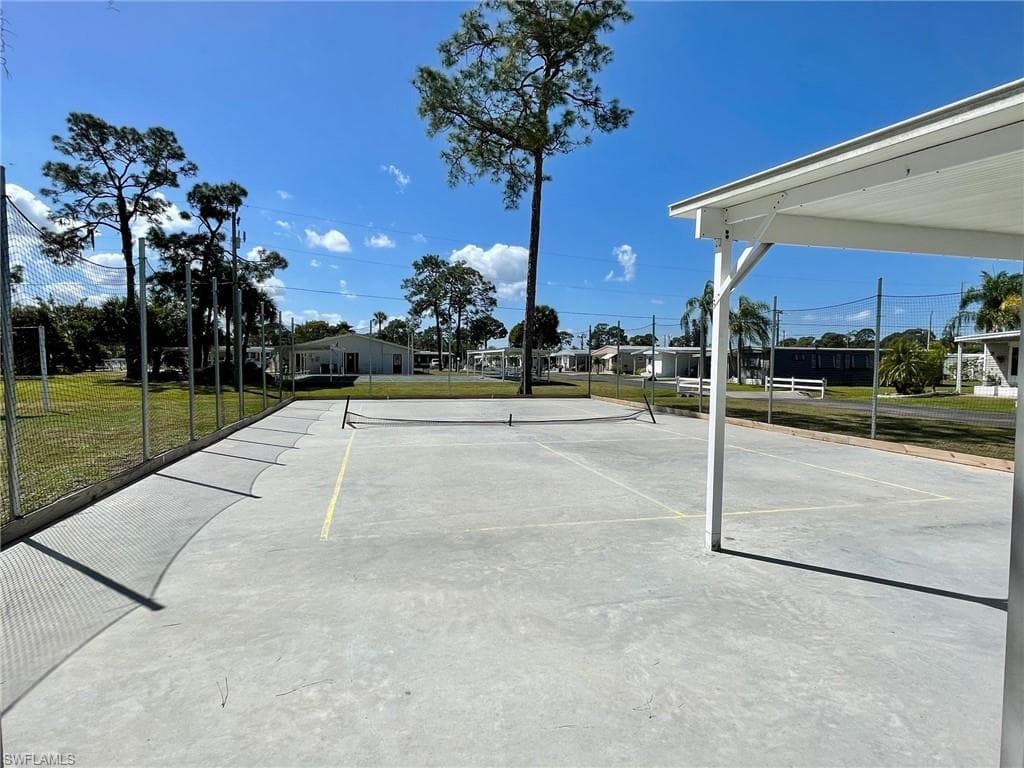 836 Peaceful DR, NORTH FORT MYERS FL 33917-23