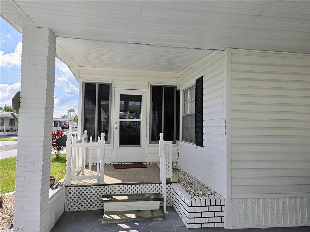 836 Peaceful DR, NORTH FORT MYERS FL 33917-17