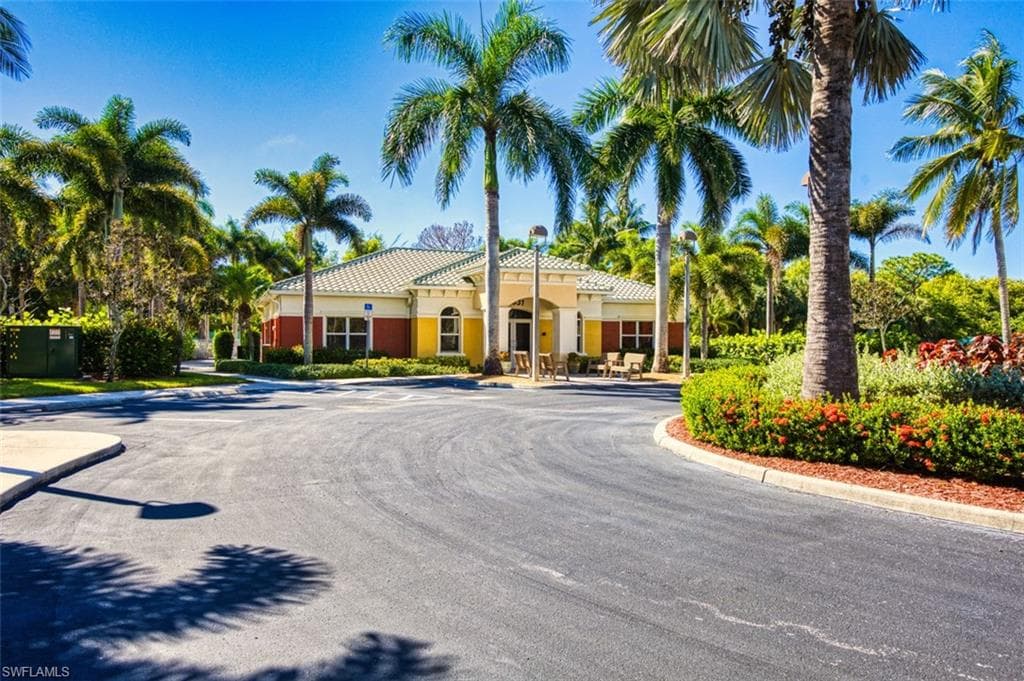 11021 Gulf Reflections DR 105-27