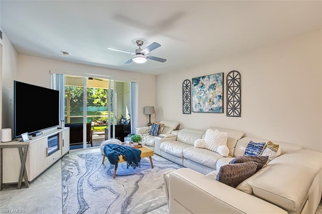 11021 Gulf Reflections DR 105-8