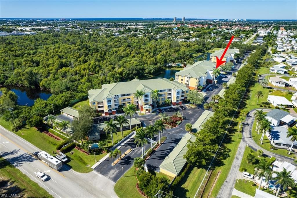 11021 Gulf Reflections DR 105-33