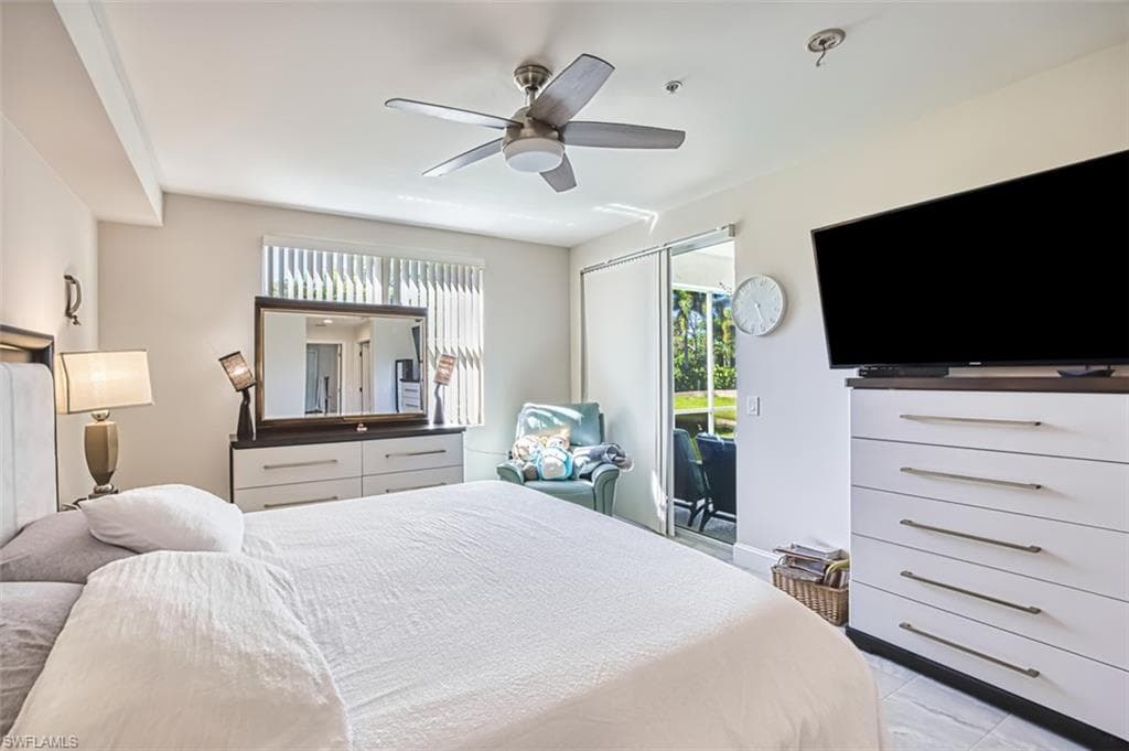 11021 Gulf Reflections DR 105-14