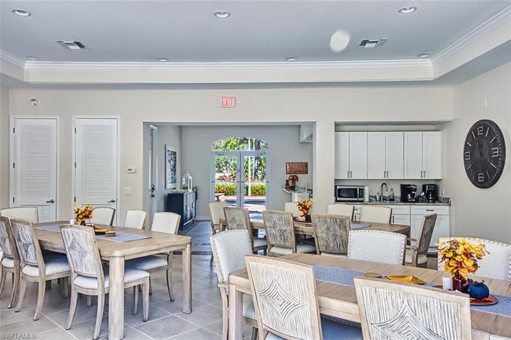 11021 Gulf Reflections DR 105-28