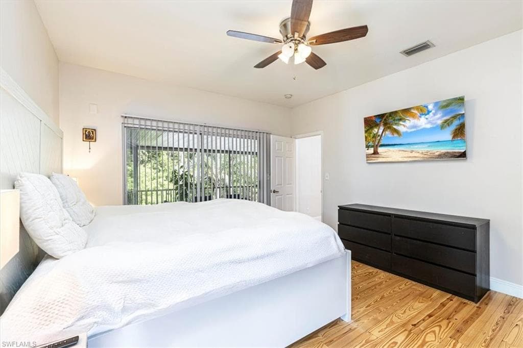 3618 Cottage Club LN, NAPLES FL 34105-11