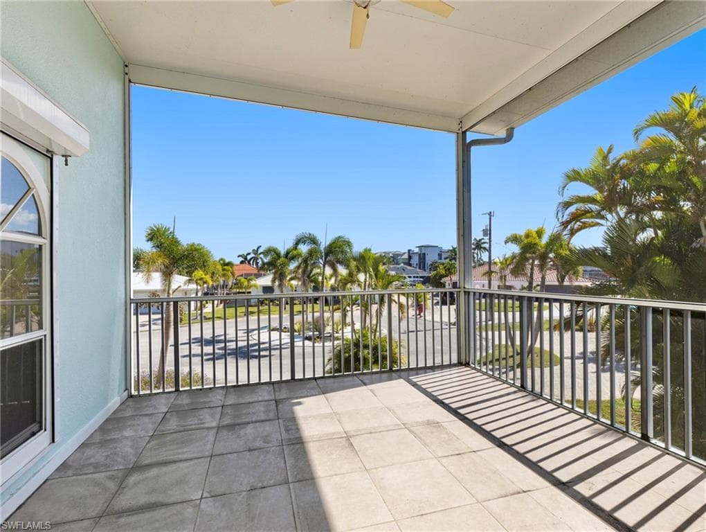 26 Palmview BLVD, FORT MYERS BEACH FL 33931-9