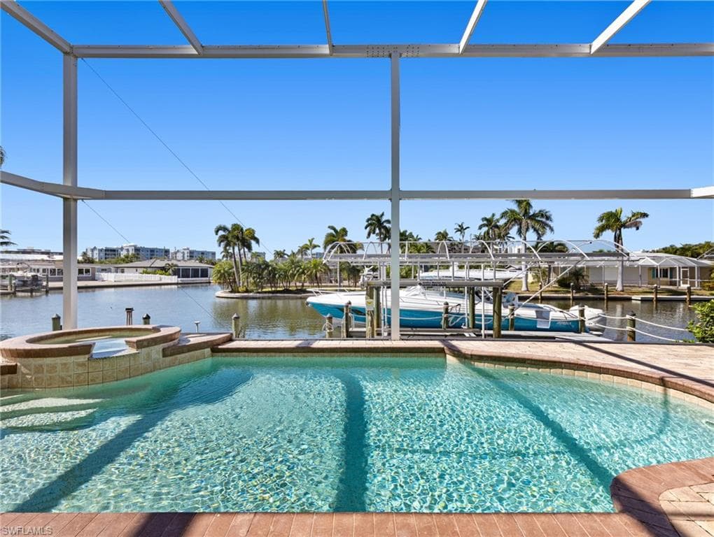 26 Palmview BLVD, FORT MYERS BEACH FL 33931-3