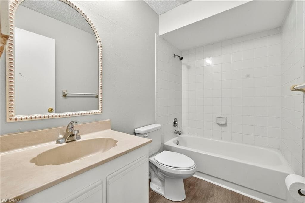 11653 Pointe Circle DR, FORT MYERS FL 33908-21