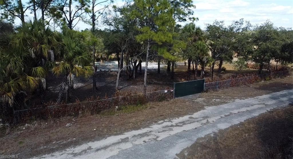 634 Jackie CT, LEHIGH ACRES FL 33972-3