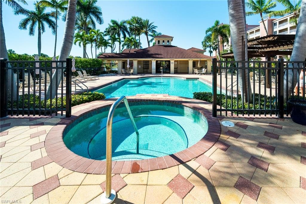 11620 Court Of Palms 403-24