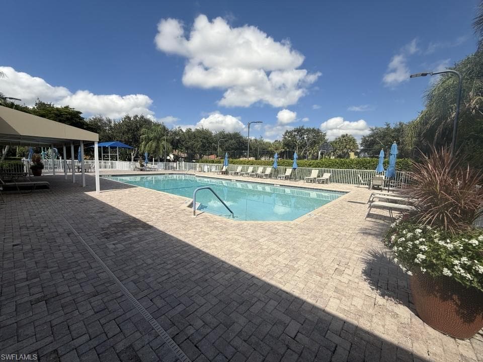 2276 Heritage Greens DR, NAPLES FL 34119-20