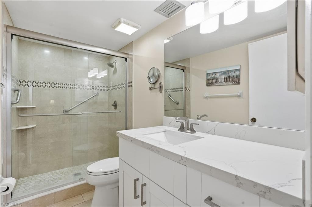 5435 Rattlesnake Hamm RD # 304, NAPLES FL 34113-15