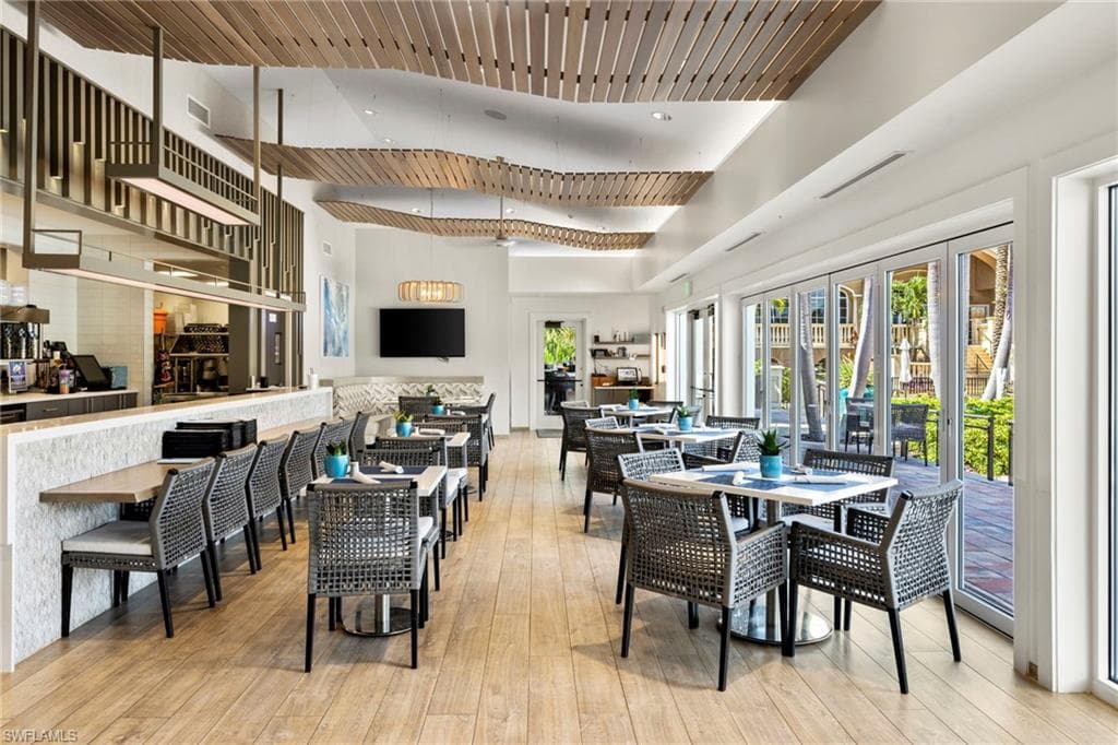 4761 West Bay BLVD # 303, ESTERO FL 33928-32