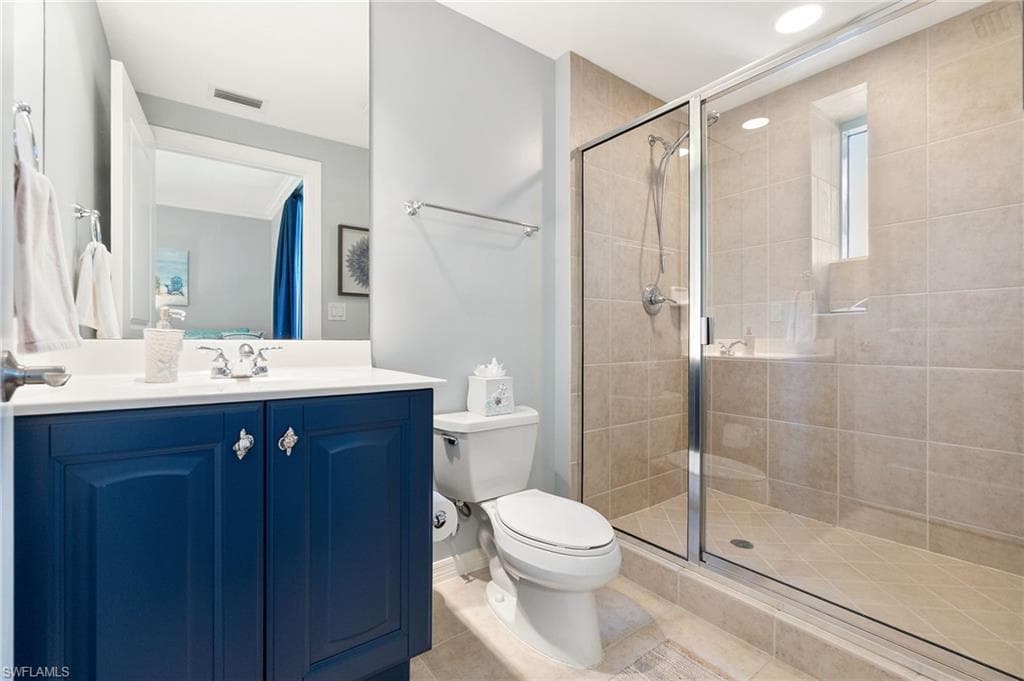 4761 West Bay BLVD # 303, ESTERO FL 33928-17